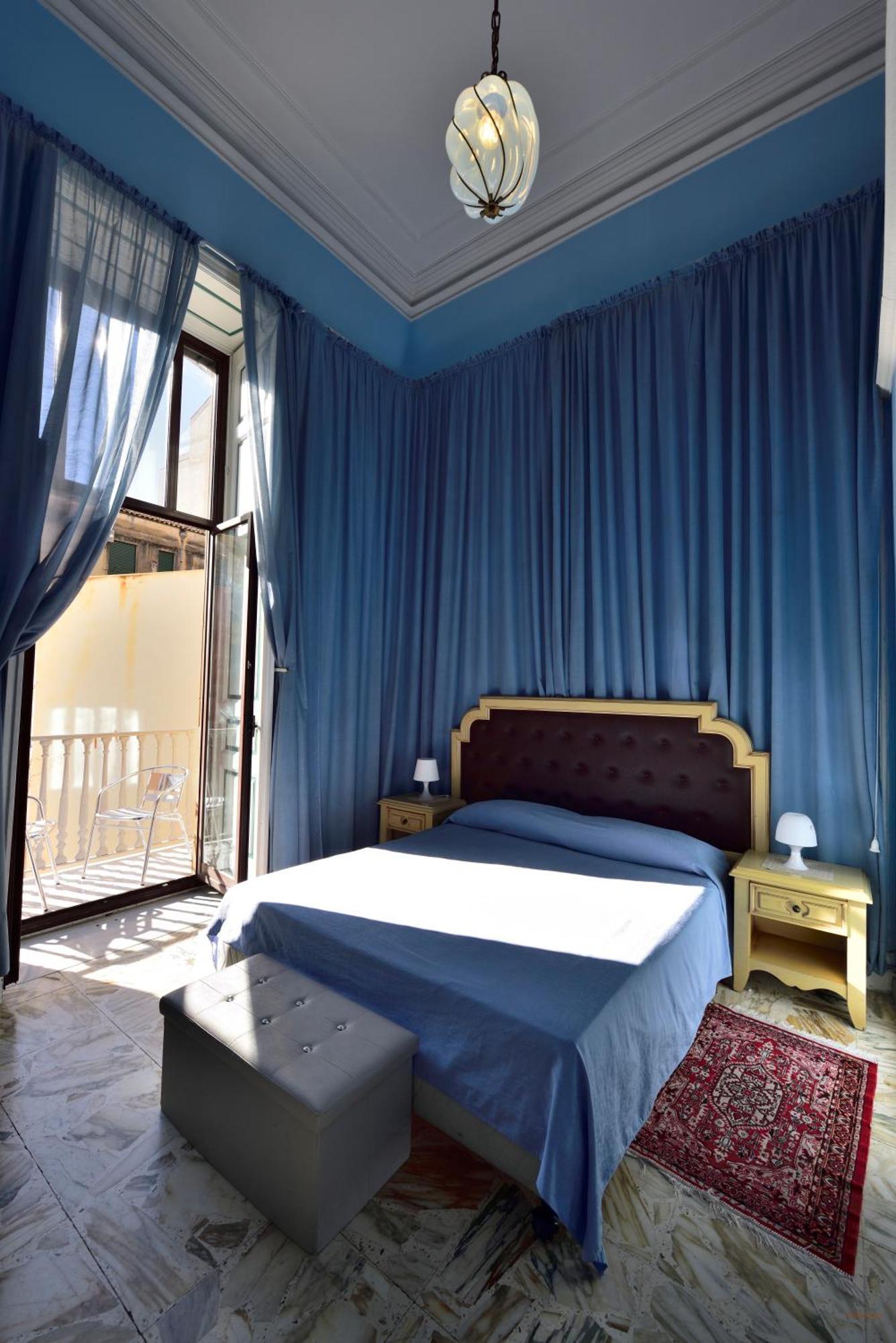 Bed and Breakfast A Casa Di Laura à Catane Extérieur photo
