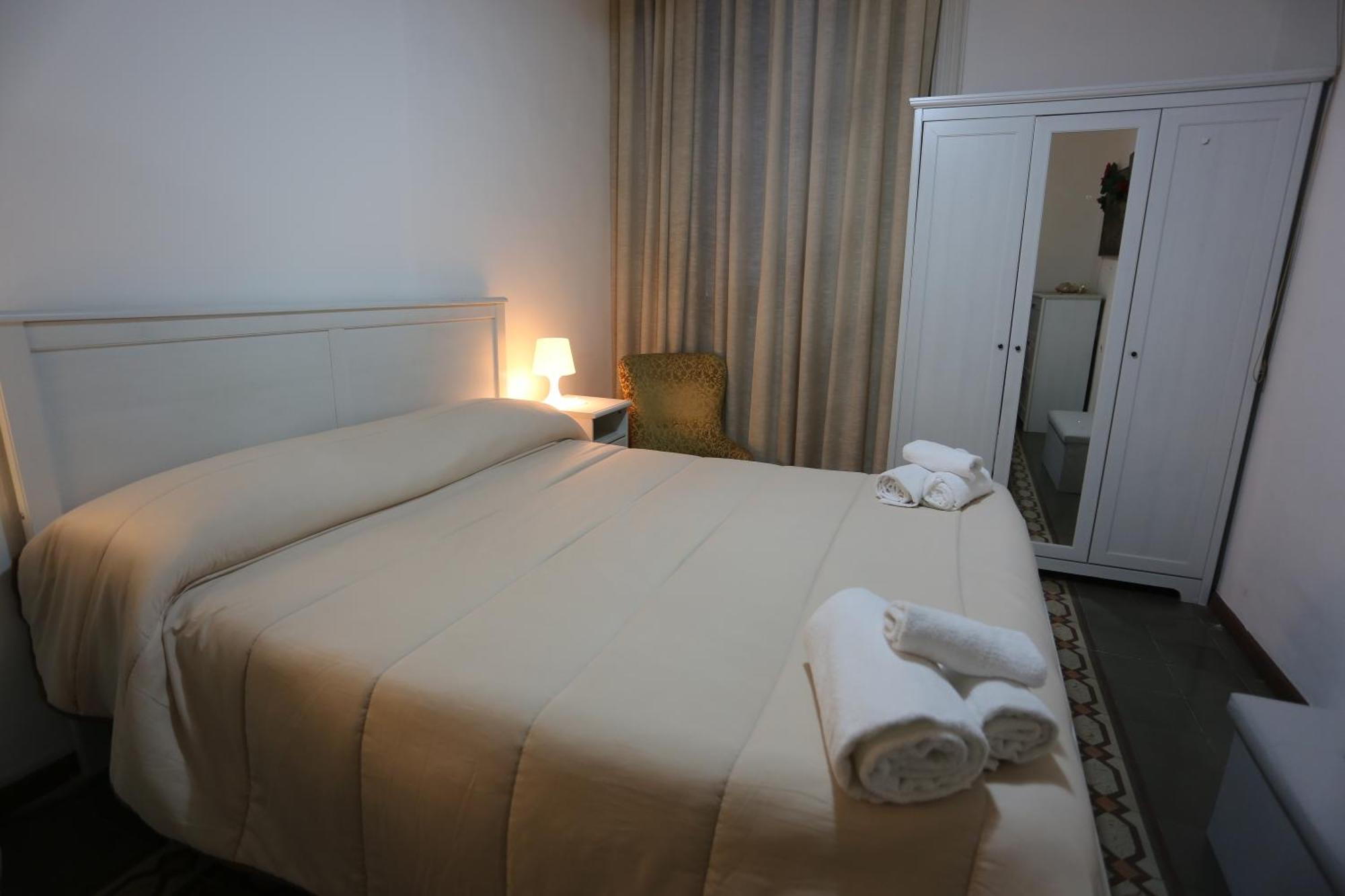 Bed and Breakfast A Casa Di Laura à Catane Extérieur photo